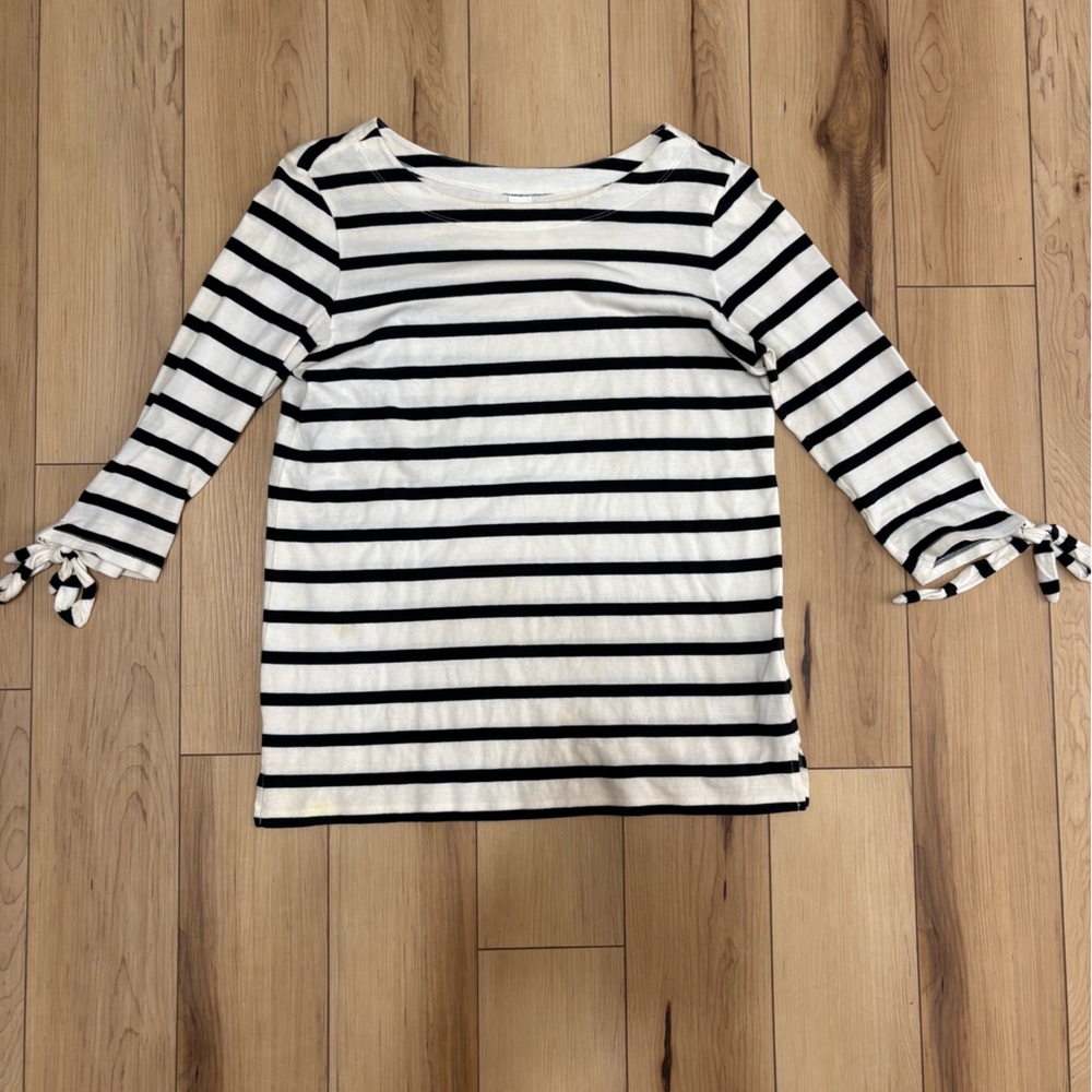Old Navy Black and White Striped Top